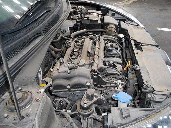  Hyundai VELOSTER 2013    EN DESARME