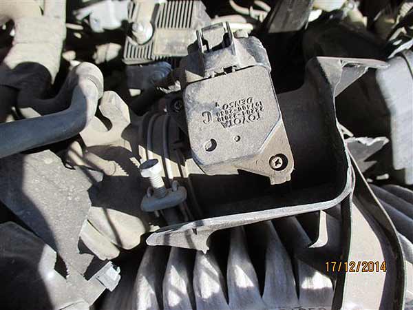  Toyota YARIS 2006    EN DESARME