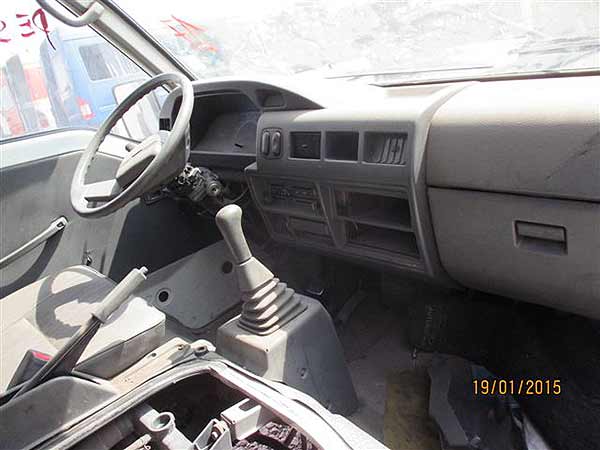 MAZA Mitsubishi L300 2008  USADO  EN DESARME