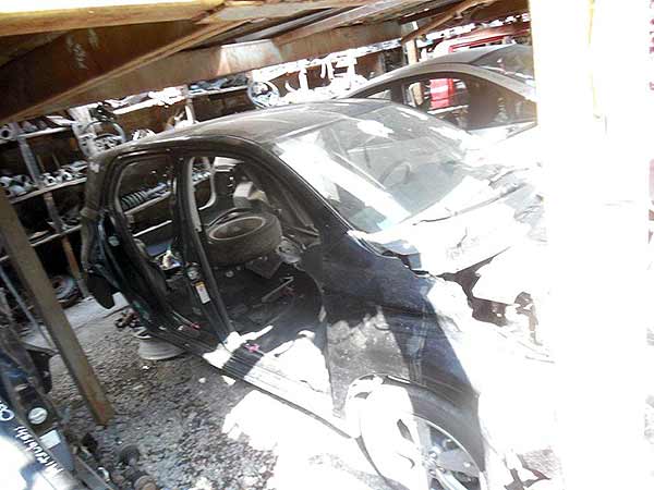  Toyota URBAN 2013    EN DESARME