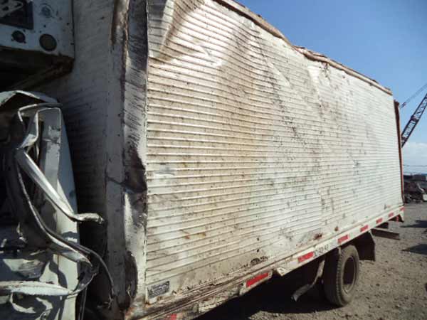 ESTANQUE ACUMULADOR DE AIRE Chevrolet NPR 1991  USADO  EN DESARME