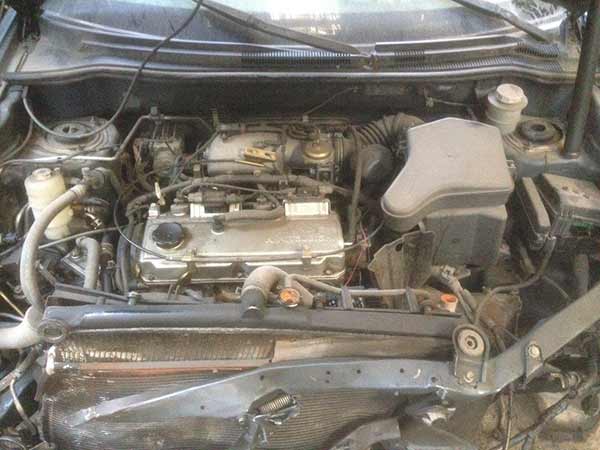  Mitsubishi OUTLANDER 2004    EN DESARME