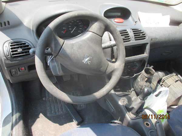  Peugeot 206 2002    EN DESARME