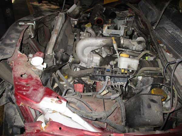 FOCO Mahindra PICK UP 2013  USADO  EN DESARME