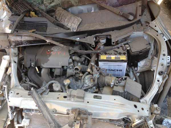  Toyota YARIS 2015    EN DESARME