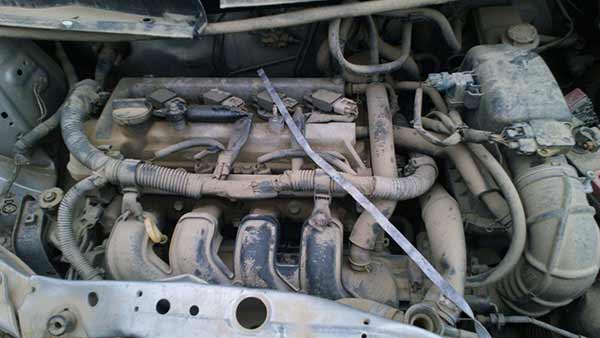  Toyota YARIS 2004    EN DESARME