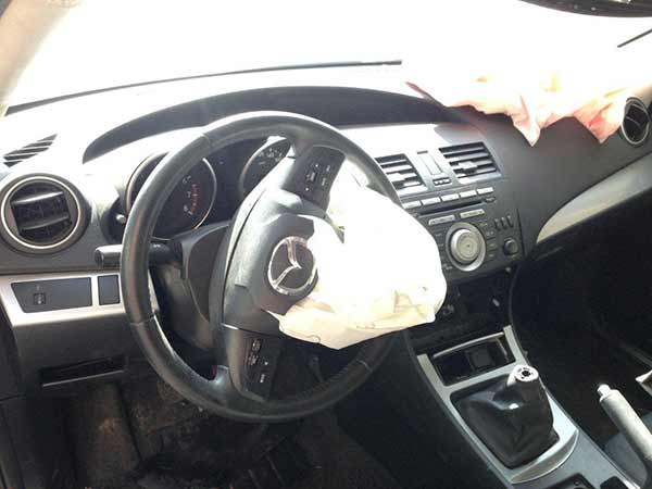 EJE Mazda 3 2010  USADO  EN DESARME
