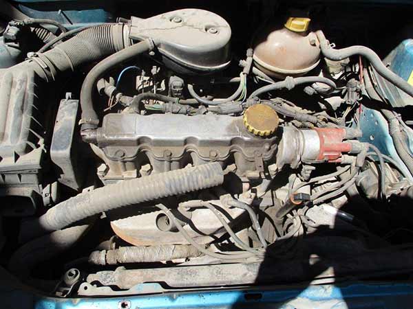  Chevrolet CORSA 2004    EN DESARME