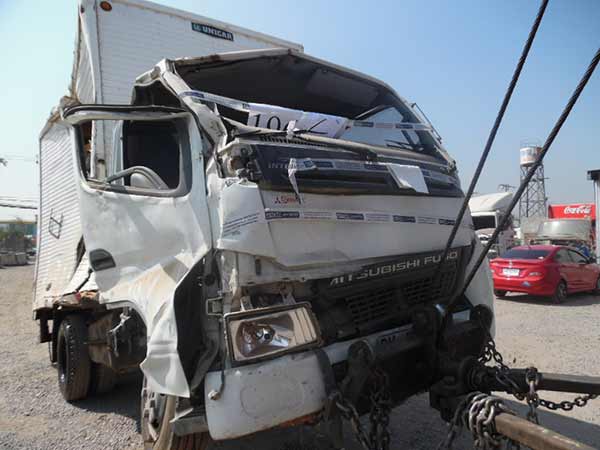 PUENTE DE APOYO Mitsubishi CANTER 2008  USADO  EN DESARME
