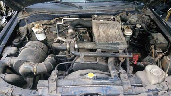 CIGUEñAL Mitsubishi L200 2004  USADO  EN DESARME