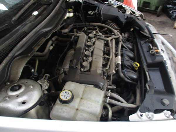 MOTOR DE PARTIDA Volvo C30 2014  USADO  EN DESARME