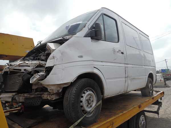 MAZA Mercedes-Benz Sprinter 2007  USADO  EN DESARME