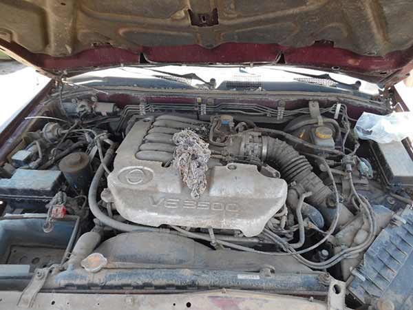  Nissan PATHFINDER 2002    EN DESARME