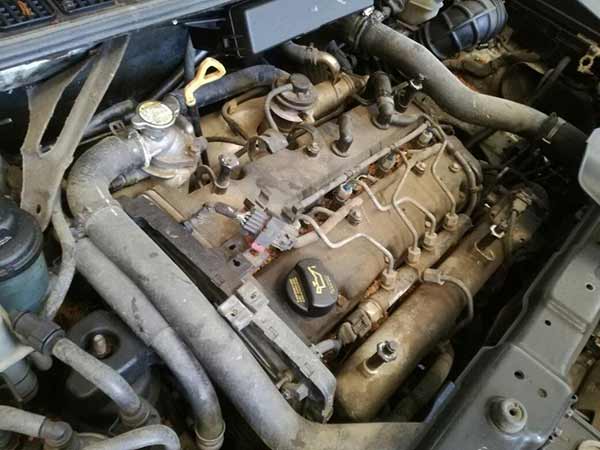  Kia GRAND CARNIVAL 2007    EN DESARME