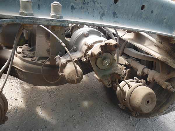 ESTANQUE ADBLUE Mack CH-613 2003  USADO  EN DESARME