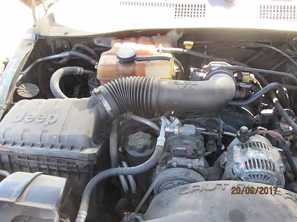  Jeep GRAND CHEROKEE 2005    EN DESARME