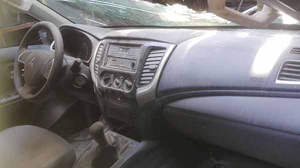 HOMOCINéTICA Mitsubishi L200 2016  USADA  EN DESARME