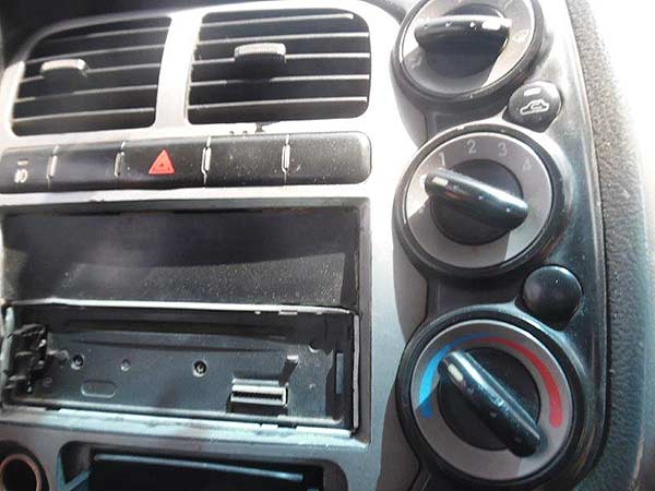  Kia FRONTIER 2010    EN DESARME