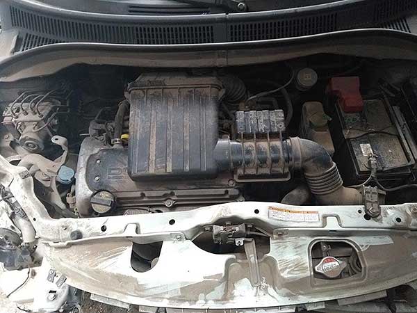  Suzuki SWIFT 2010    EN DESARME