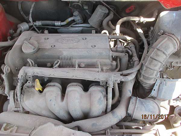  Kia Koup 2011    EN DESARME