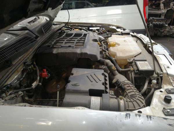 MAZA Mahindra PICK UP 2016  USADO  EN DESARME