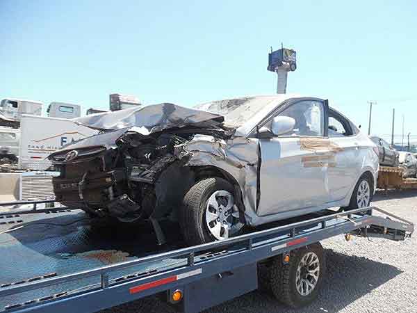  Hyundai ACCENT 2015    EN DESARME