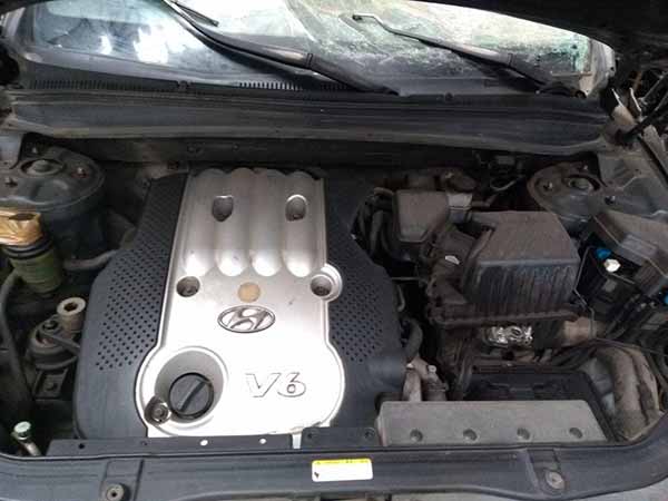  Hyundai SANTA FE 2006    EN DESARME