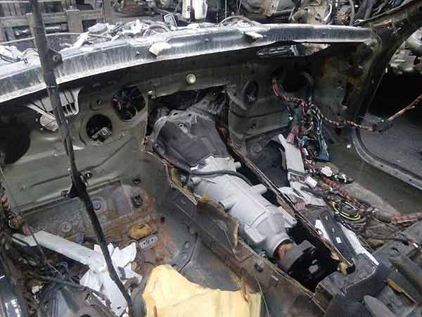 CREMALLERA DE DIRECCIóN BMW GRAN 2015  USADA  EN DESARME