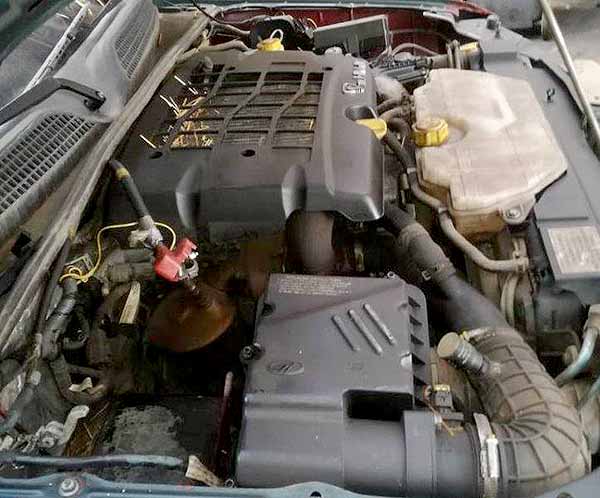 MOTOR DE PARTIDA Mahindra PICK UP 2015  USADO  EN DESARME