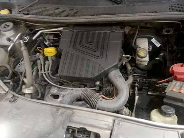 CIGUEñAL Renault SYMBOL 2016  USADO  EN DESARME