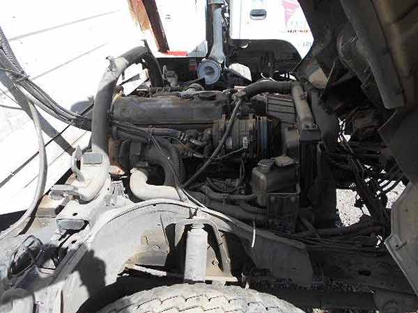  Mitsubishi CANTER 1999    EN DESARME