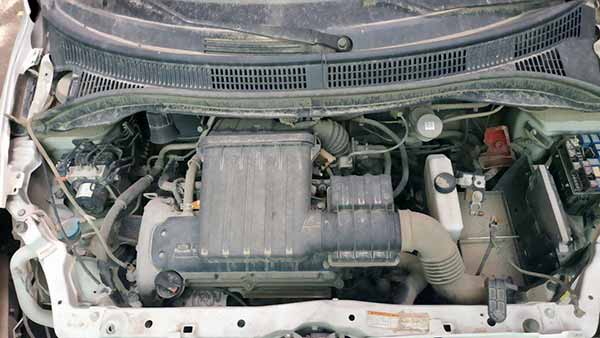 COMPRESOR AIRE ACONDICIONADO Suzuki SWIFT 2011  USADO  EN DESARME